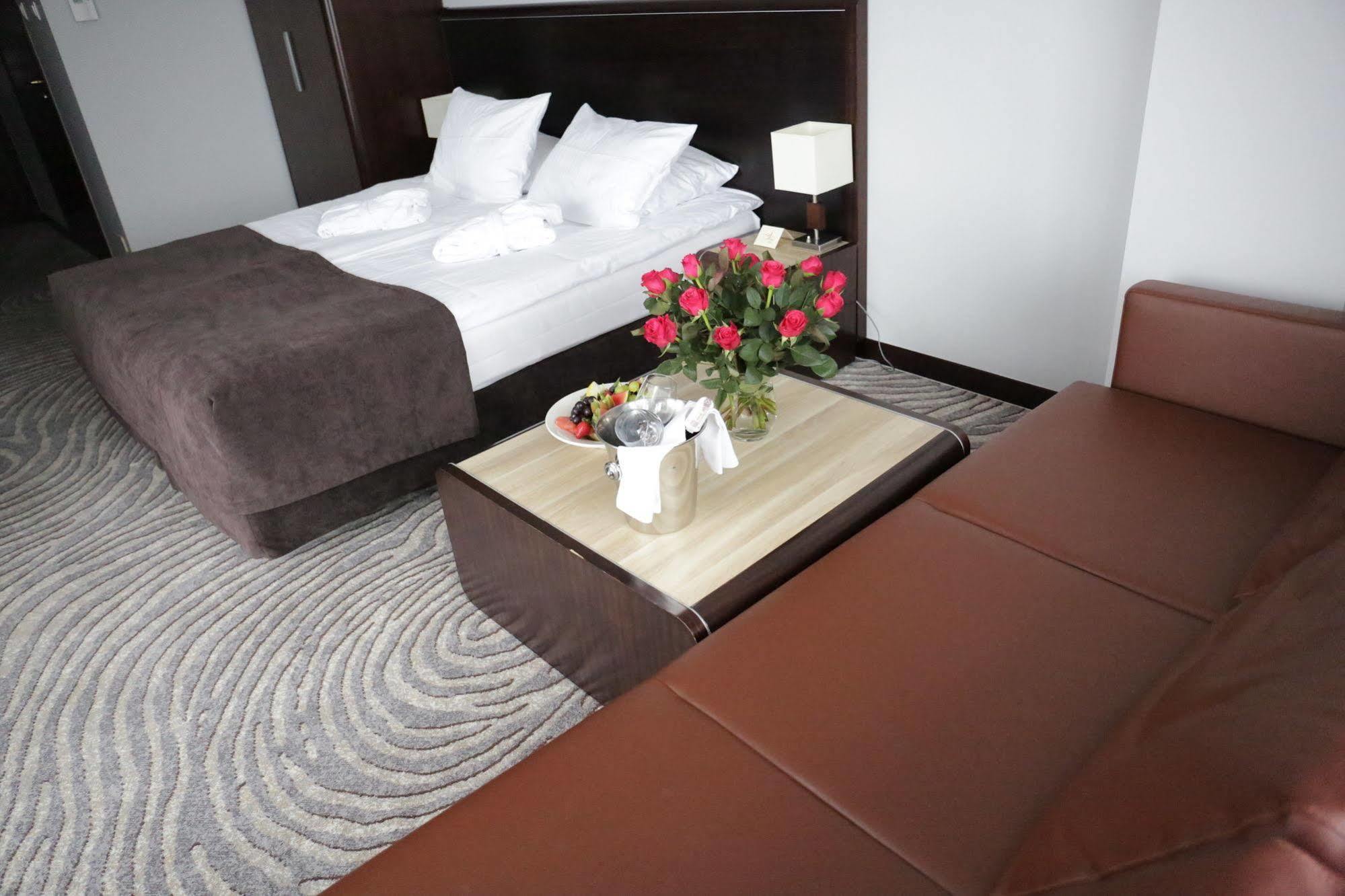 Hotel Leda Spa - Adults Only Kolobrzeg Ngoại thất bức ảnh